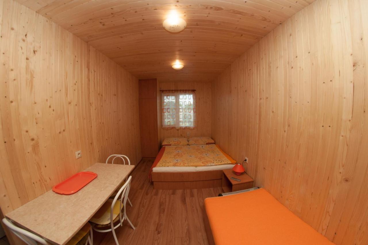 Néró Apartman Veľký Meder Exterior foto
